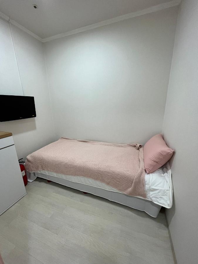 The Stay Cube House - Female Only Сеул Екстериор снимка